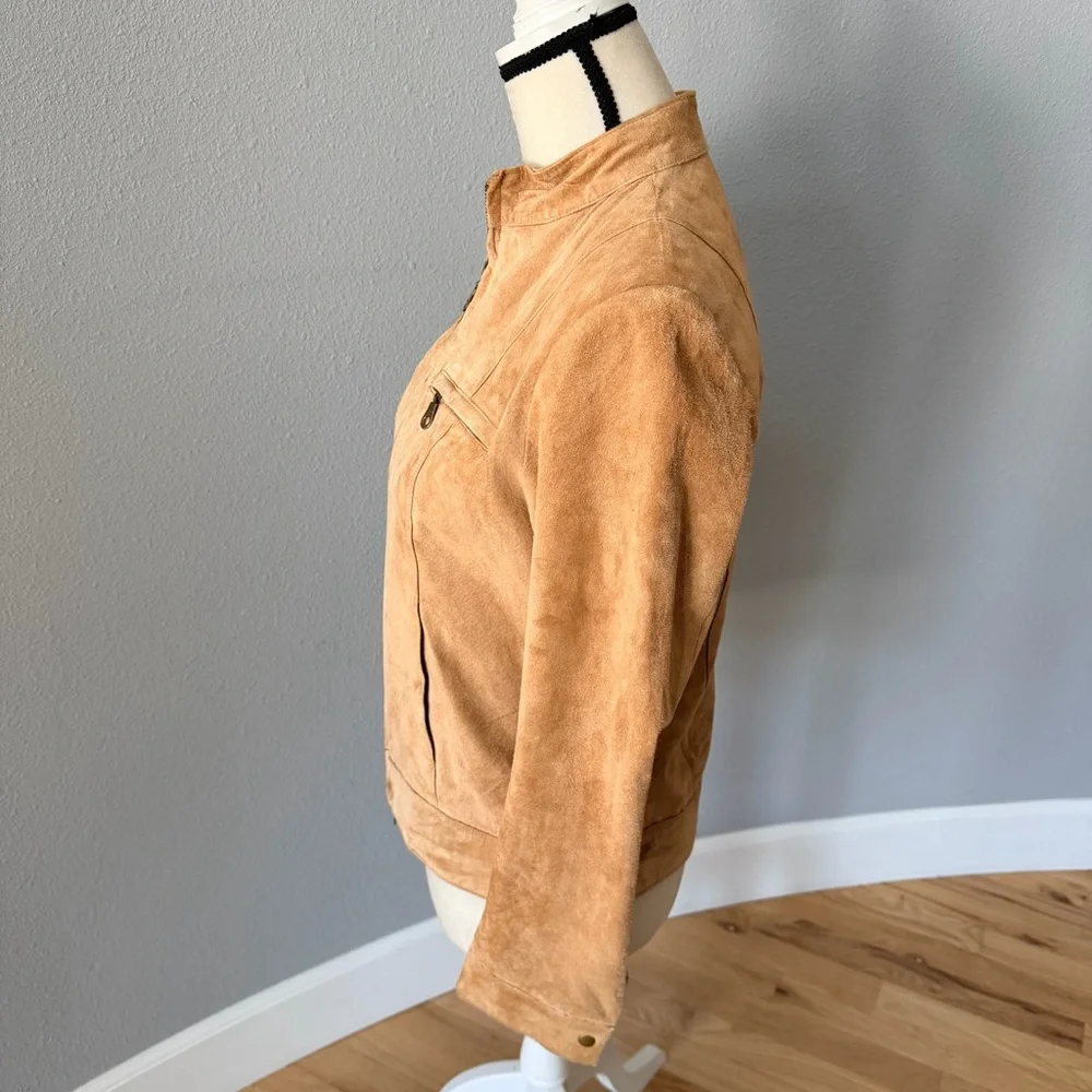 Chic Tan Leather Jacket - Picture 3 of 14